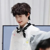 Trần Dịch Hằng (Y)