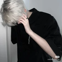 Hắc Hoàng Gia Khánh_n9