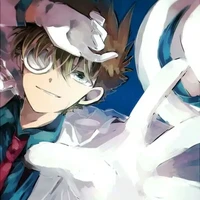 Kaito Kid/ kaito gì đấy ko nhớ =)