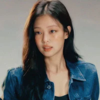 Kim Jennie ( em)