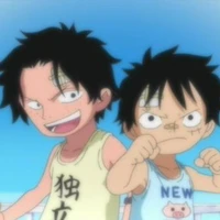 Ace và Luffy