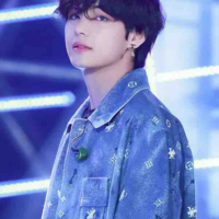  Hắn-Kim Taehyung