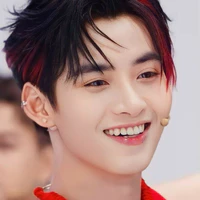 Hùng Huỳnh