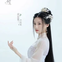 Hoa Nhược Lạc: trưởng lão Hoa tộc