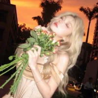 Trương Mẫn Di_Rora