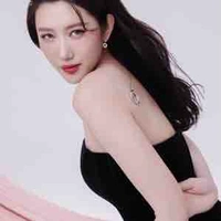 LÊ HUỲNH THUÝ NGÂN 