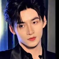 Hùng Huỳnh