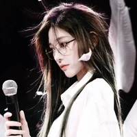 Vương Dịch (011)