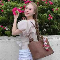 June Wanwimol [nàng]