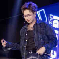louhoangg