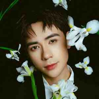 Quang Hùng