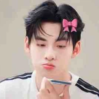 Hùng Huỳnh