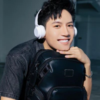 Anh tú(voi)