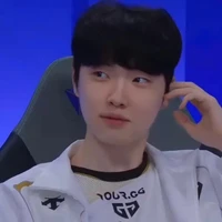 Joeng jhoon(chovy)