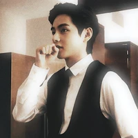 Kim Taehyung(hắn)