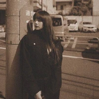 Lalisa Manobal ( Cô - Valentina )