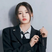 Lee Dain( Rora)