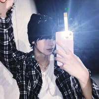 Chu Chí Hâm ( bạn thân ng.chủ)