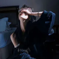 Hà Vũ Vy  - Chị