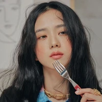 JISOO(cô)