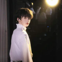 Trương Dịch Nhiên ( anh)