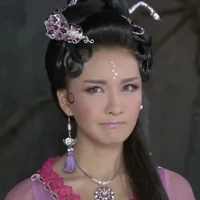 Tuyết Quỳnh