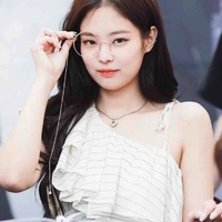 Kim Jennie ( em)