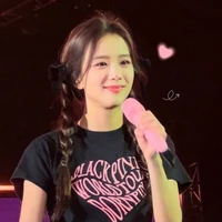 Kim Jisoo - Nàng