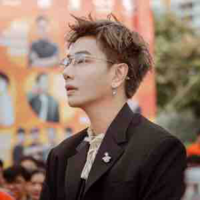 Hoàng Kim Long 