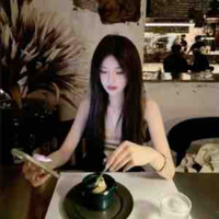 Nguyễn Minh Thư  : nth_