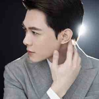 Thư kí Bùi