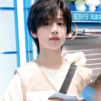 Hoắc Vĩ Thần