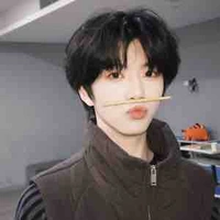 Trương Hàm Thụy_bé