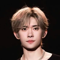 Dịch Dương Thiên Tỷ