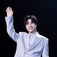 QUANG HÙNG MASTERD