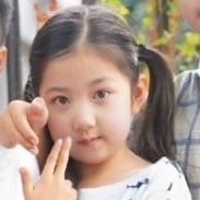 Lý Tiêm Tiêm ( Lúc nhỏ)