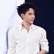 Quang Hùng [Hồng]
