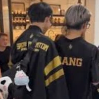 cô giáo bất thường