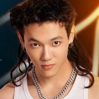 Vũ Tuấn Huy_Tage