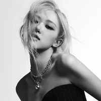 Park Chaeyoung - Roseanne (Rosé)
