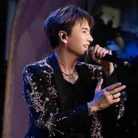 Hoàng Kim Long