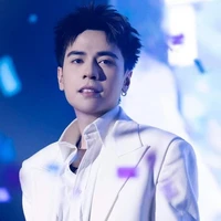 Quang Hùng ( bot )