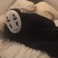áo đen:))