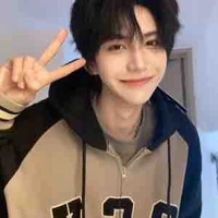 Minh Phong (anh họ Duy)