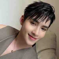 Hùng Huỳnh