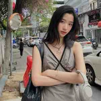 Tu Tontawan ( y tá trưởng )