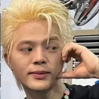 rhy 20 tuổi