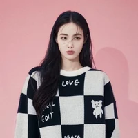 Hong Suzu "mẹ nàng"