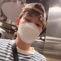 nhỏ tác giả 😈