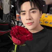 quang hùng(hồng)💞